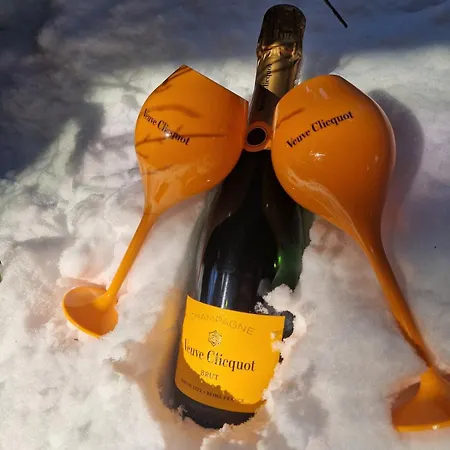 Luxe - Meribel 10p 4bdr 4 Bthr Les Allues