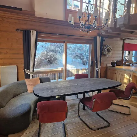 Chalet Luxe - Meribel 10p 4bdr 4 Bthr