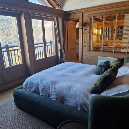 Luxe - Meribel 10p 4bdr 4 Bthr *