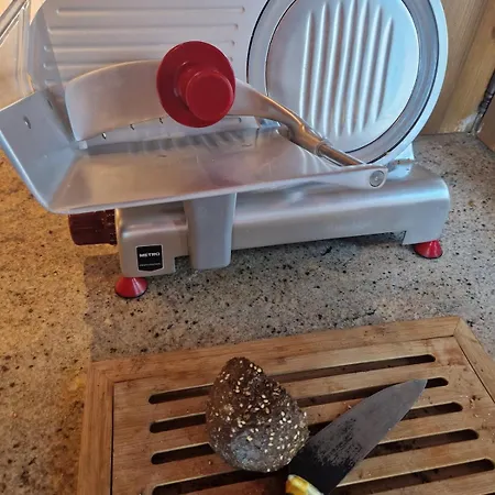 Luxe - Meribel 10p 4bdr 4 Bthr