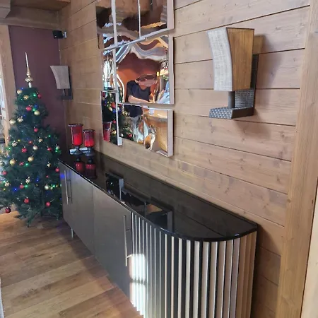 Luxe - Meribel 10p 4bdr 4 Bthr